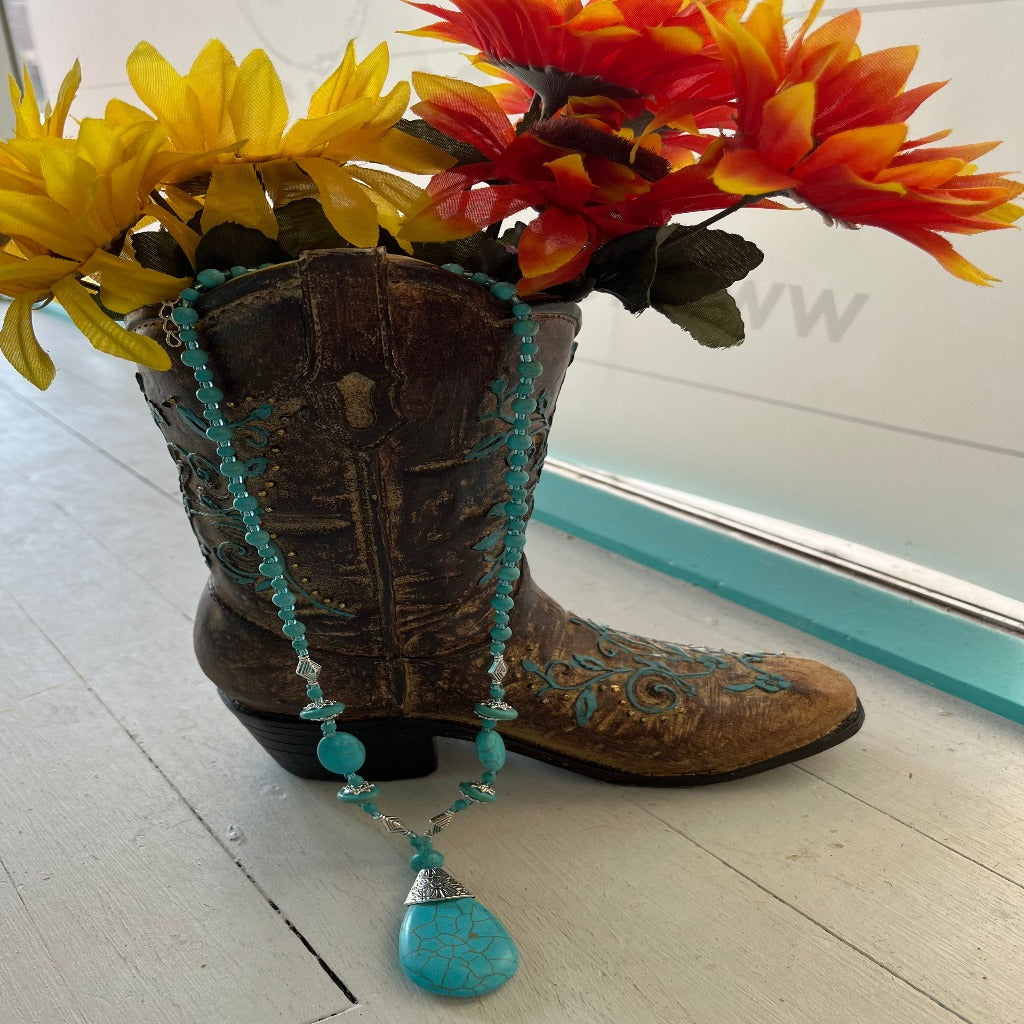 Amiee Teardrop Necklace