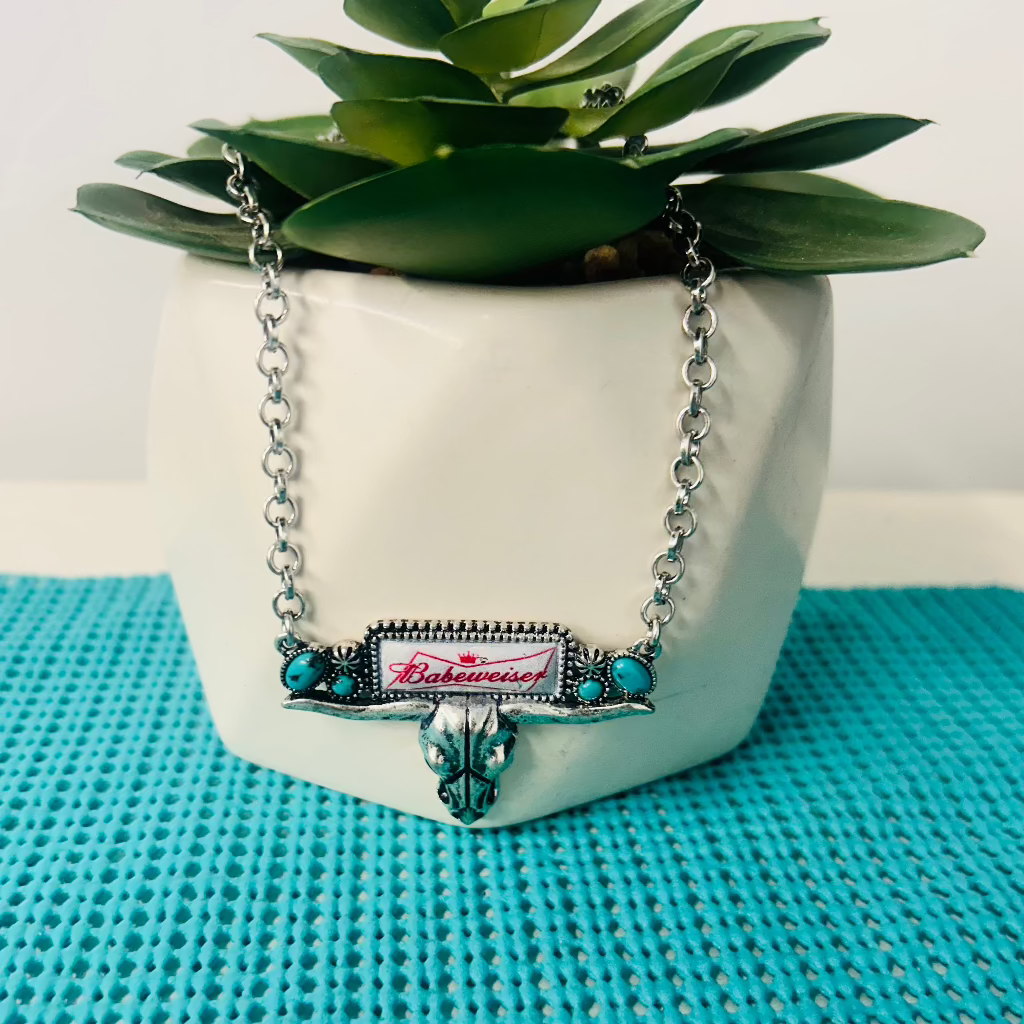 Babewiser Necklace
