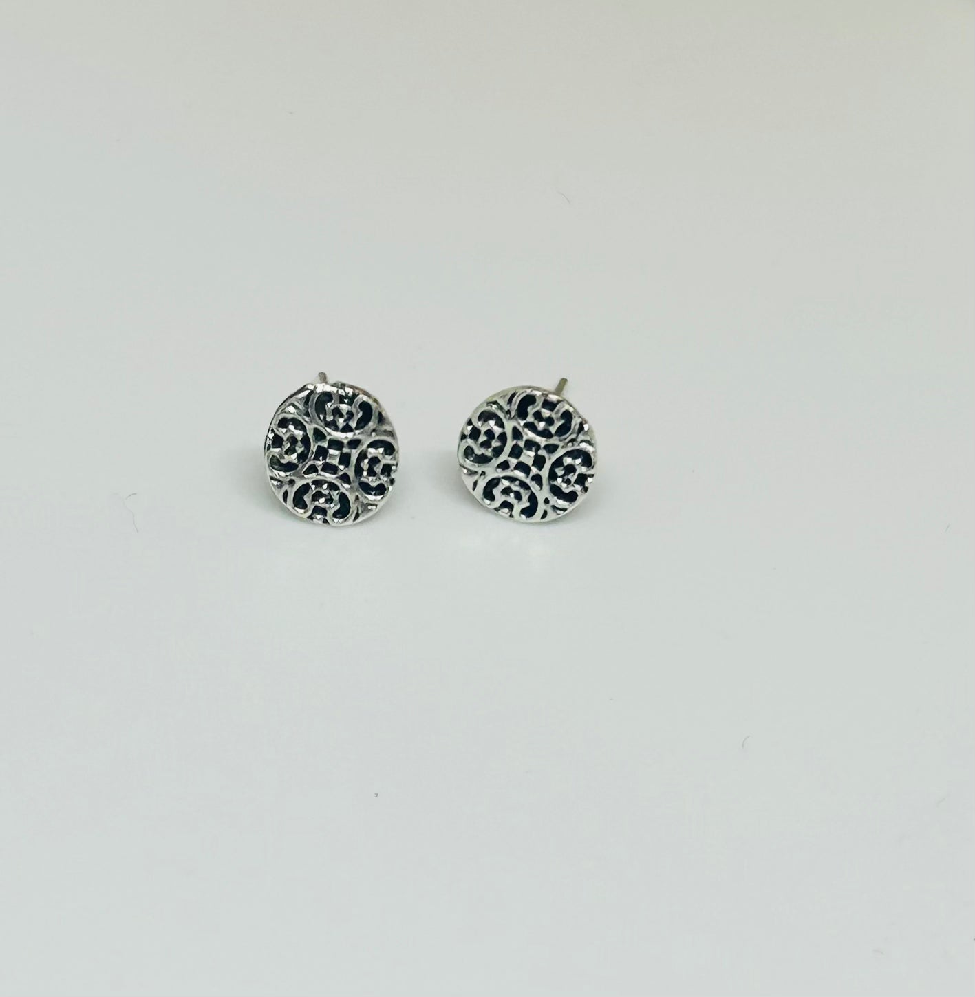Courtlynn Stud Earrings