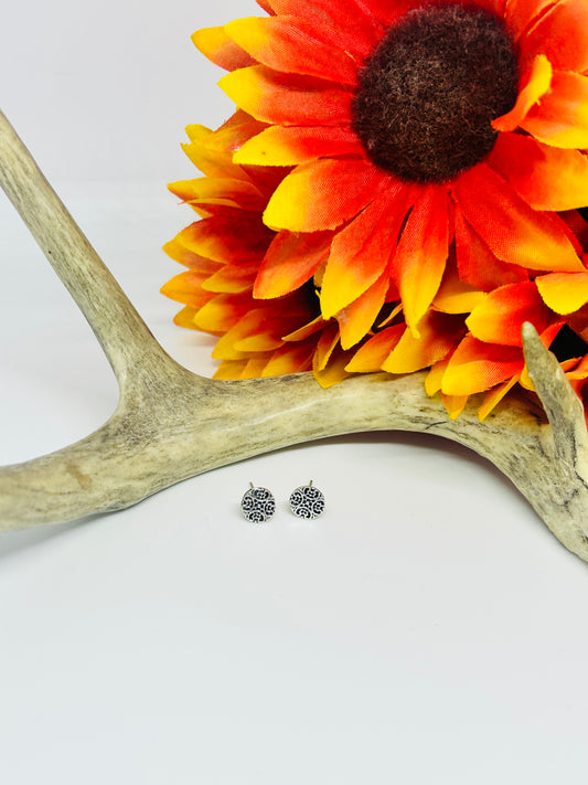 Courtlynn Stud Earrings