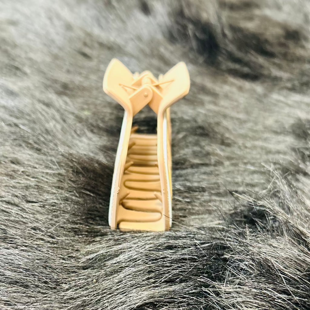 Highland Cow Hair Claw