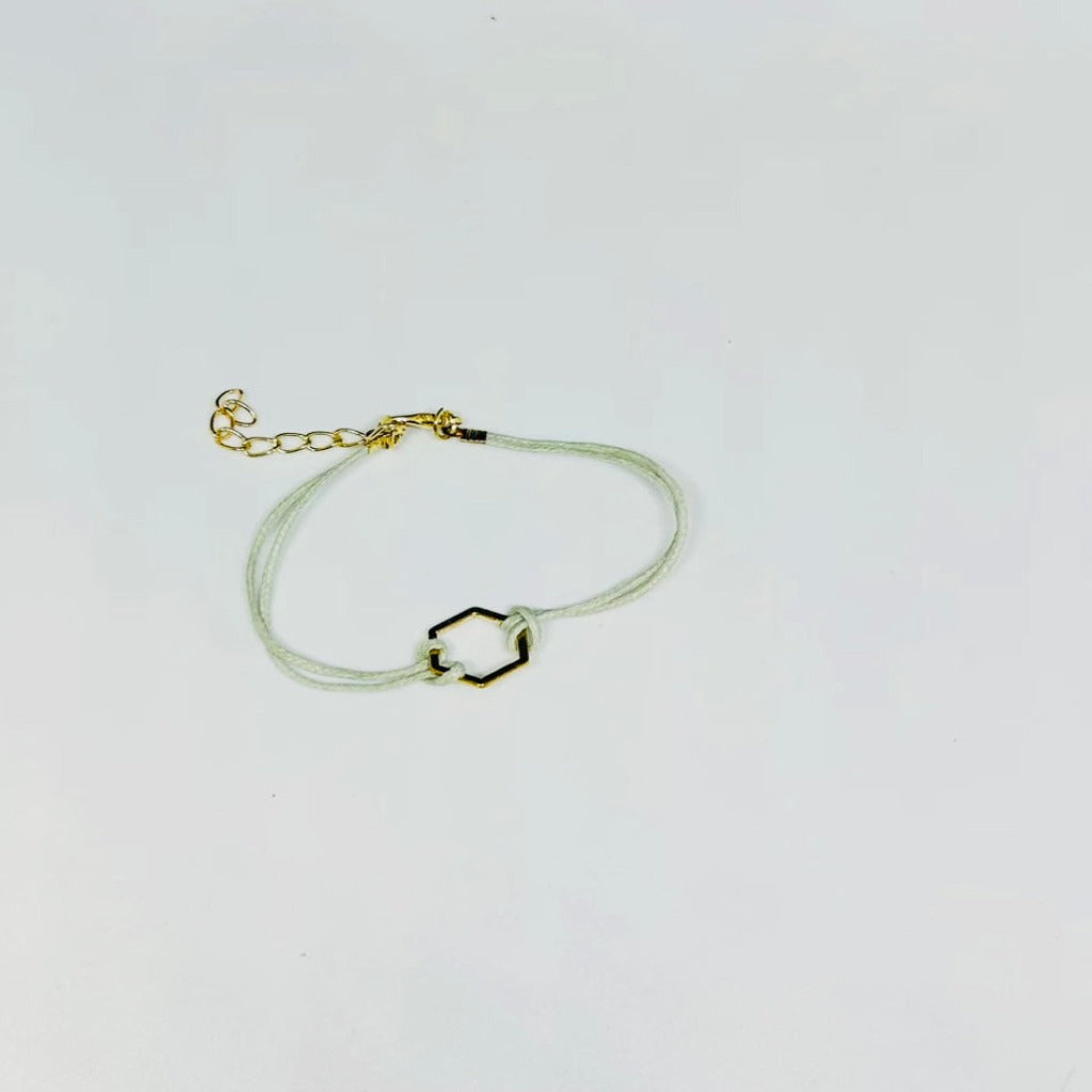 Ava Gold Pendant Bracelet