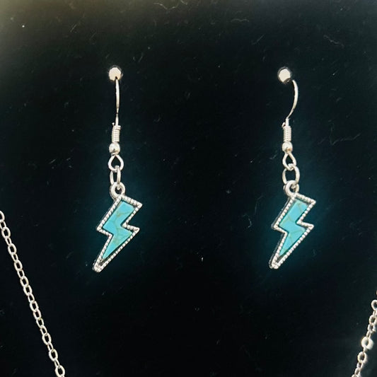 Electric Bolt Necklace Set