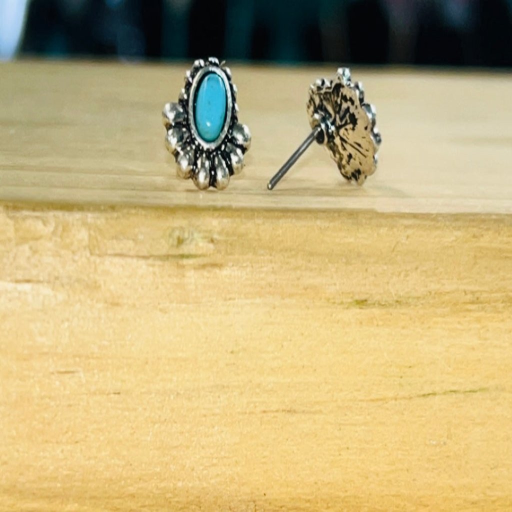 Fan Stud Earrings