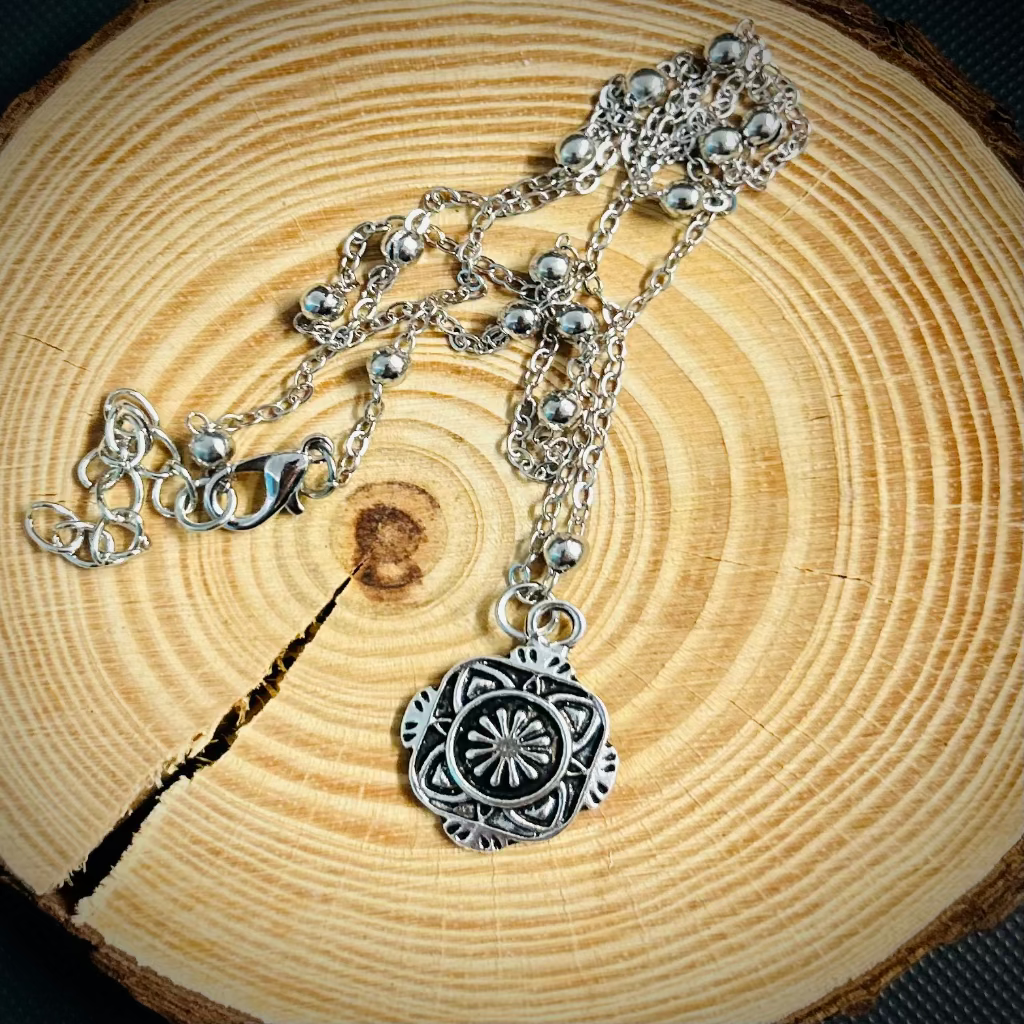 Square Flower Necklace