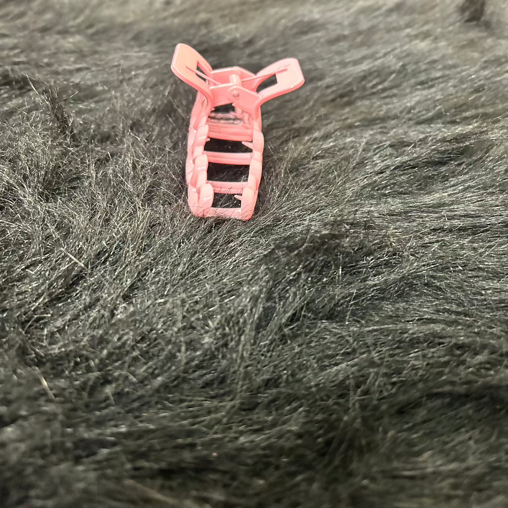 Pink Connected Hearts Hair Claw