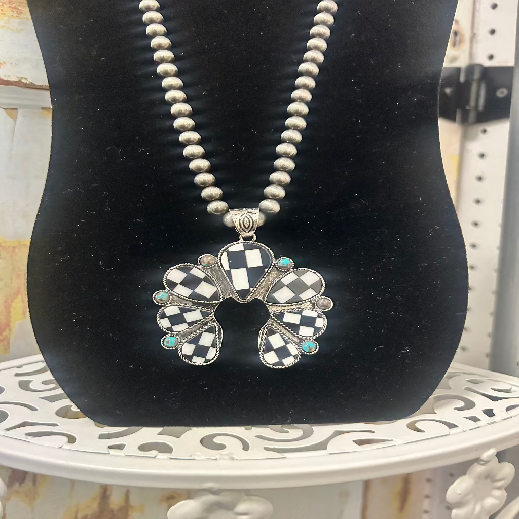 Outlaw Elegance Necklace Set