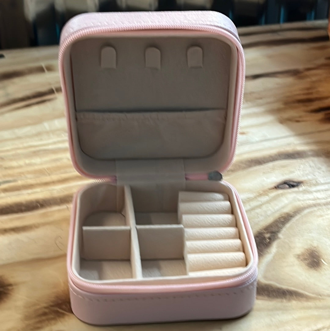 Jewelry, travel case