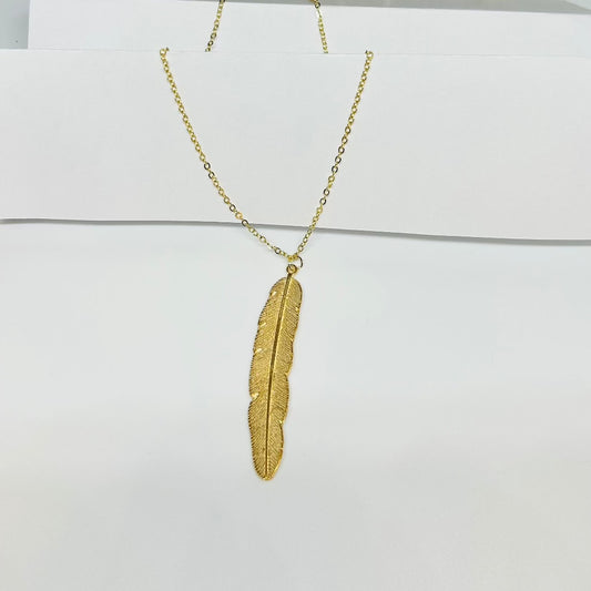 Samantha Feather Necklace