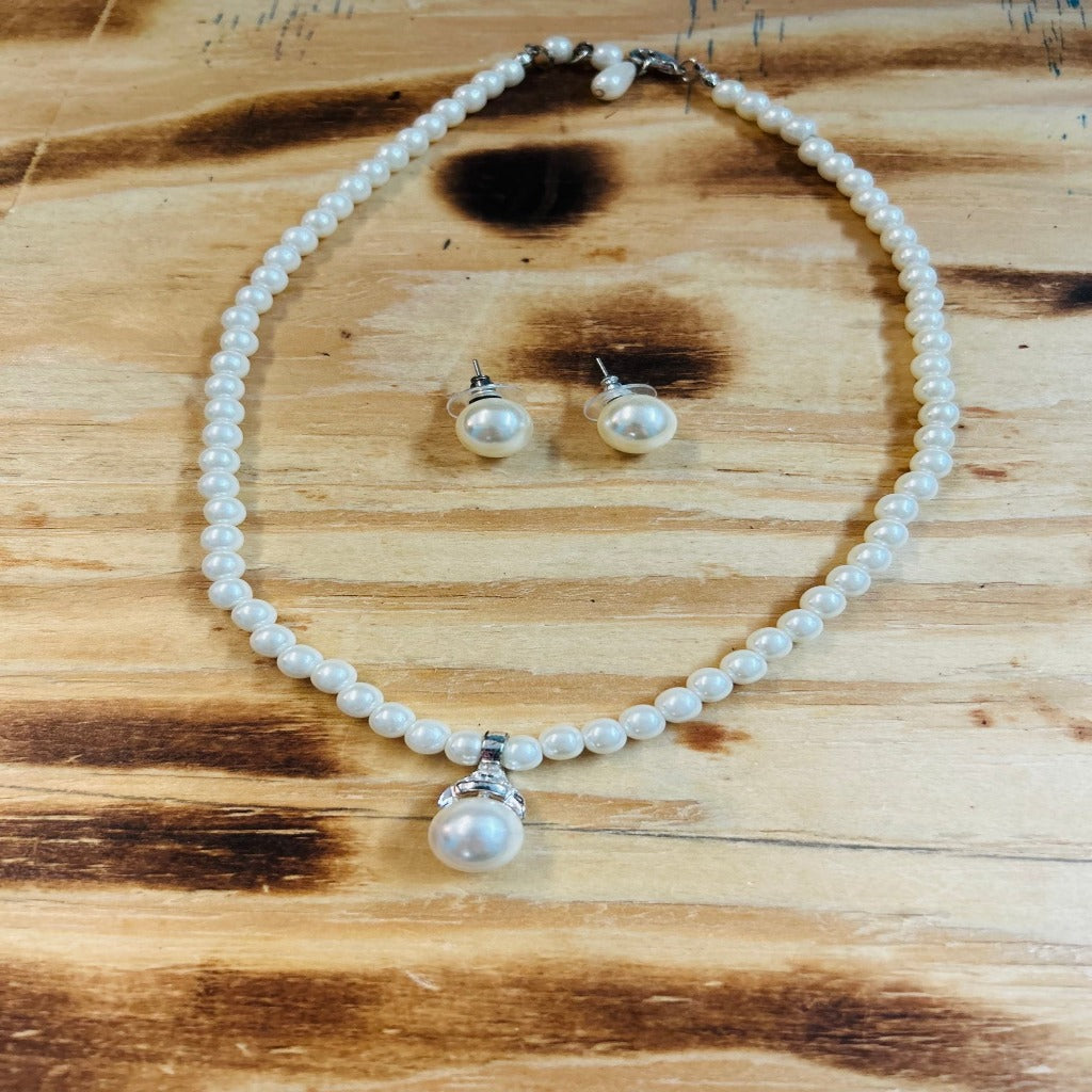Monica Pearl Set