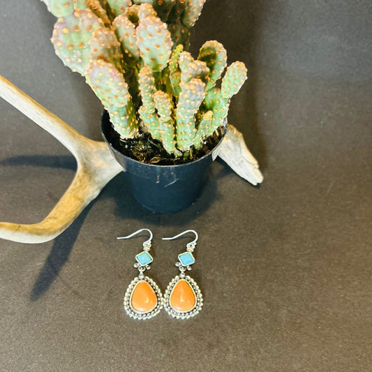 Julie Teardrop Earrings
