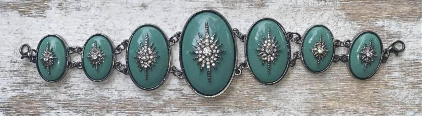 Western Style Turquoise Bracelet