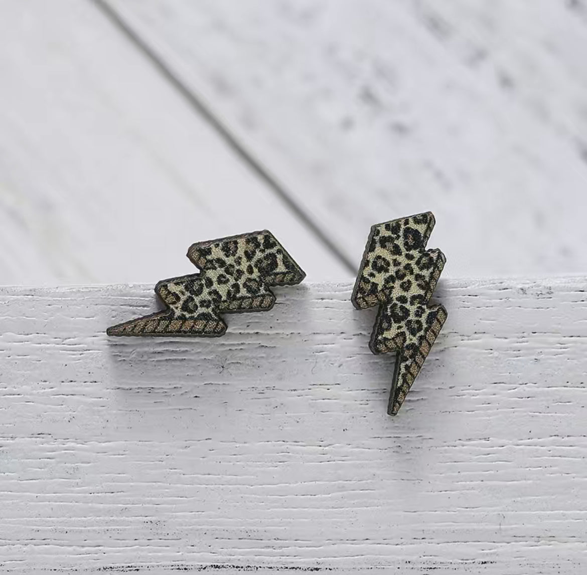 Lightening Stud
