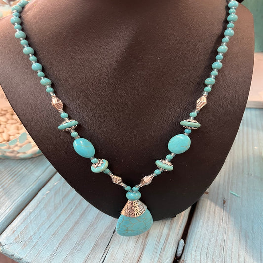 Amiee Teardrop Necklace