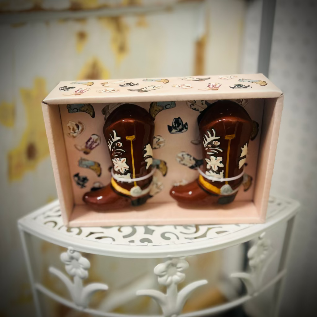 Salt & Pepper Shaker