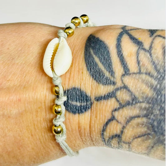 Sandy Seashell Bracelet