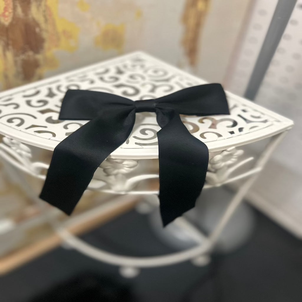 Black Hair Bow