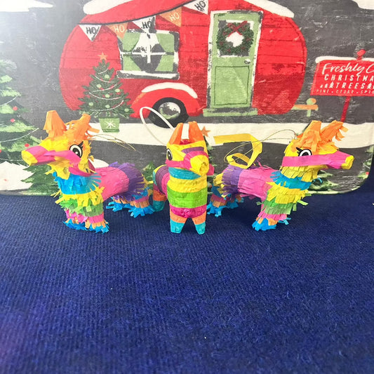 Piñata ForYour Elf