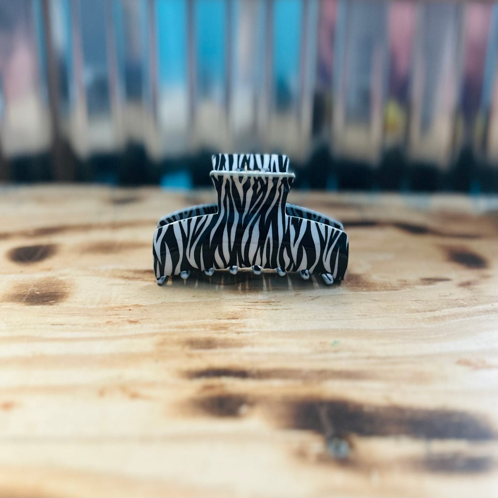 Zebra Hair Claw