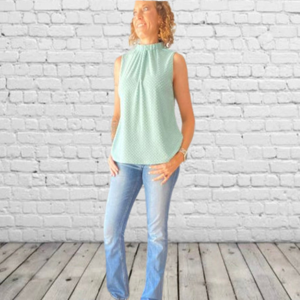 Keyhole Sage Swiss Dot Top